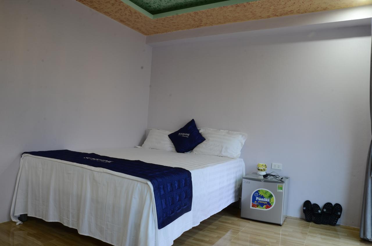 Sunshine Homestay Фонг Нха Екстериор снимка