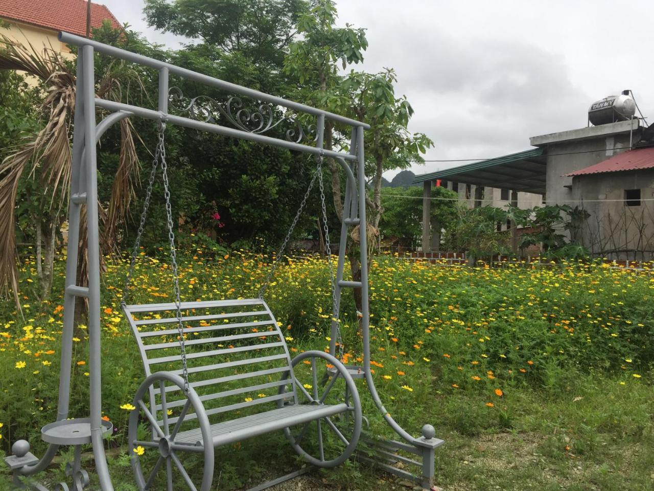 Sunshine Homestay Фонг Нха Екстериор снимка